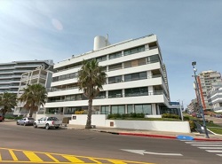 Edificio Amarras del Este en Peninsula 8552 1 grande